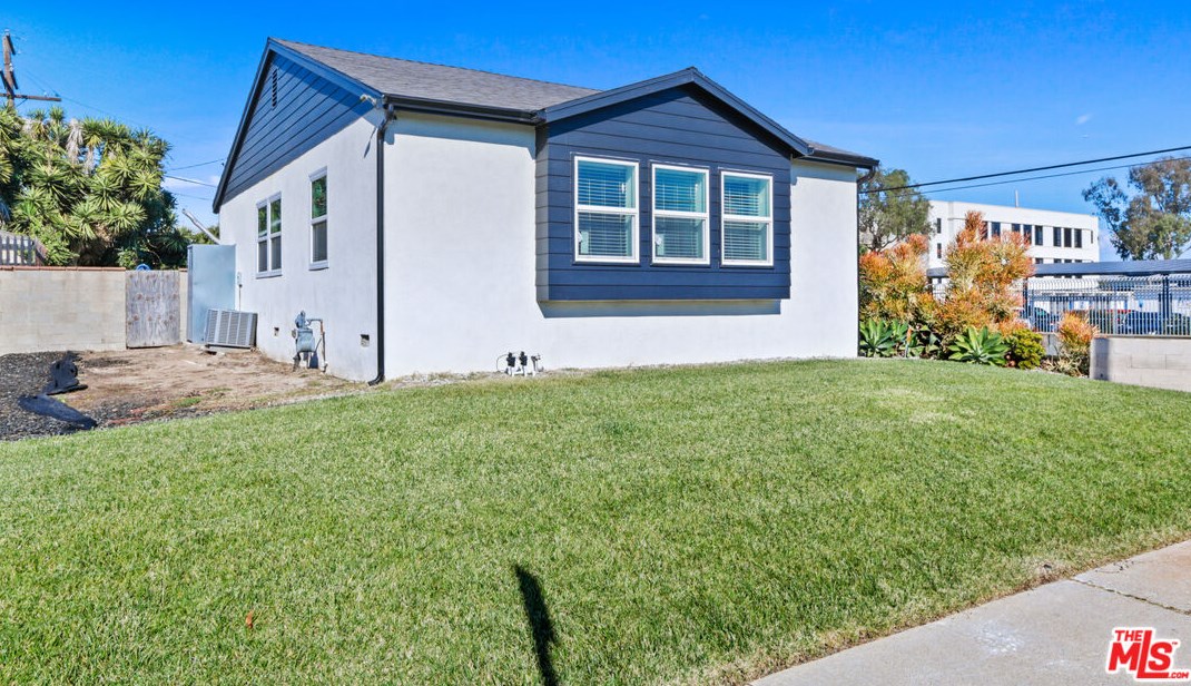 1603 Ponty St, Los Angeles, CA 90047
