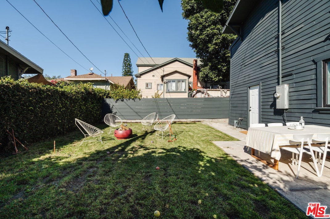 1134 Isabel St, Los Angeles CA  90065-1710 exterior