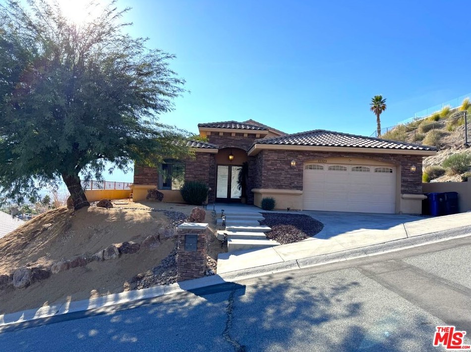 12323 Skyline Dr, Desert Hot Springs, CA 92240