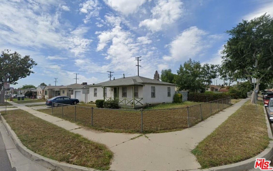 2117 Keene Ave, Los Angeles, CA 90059-3634