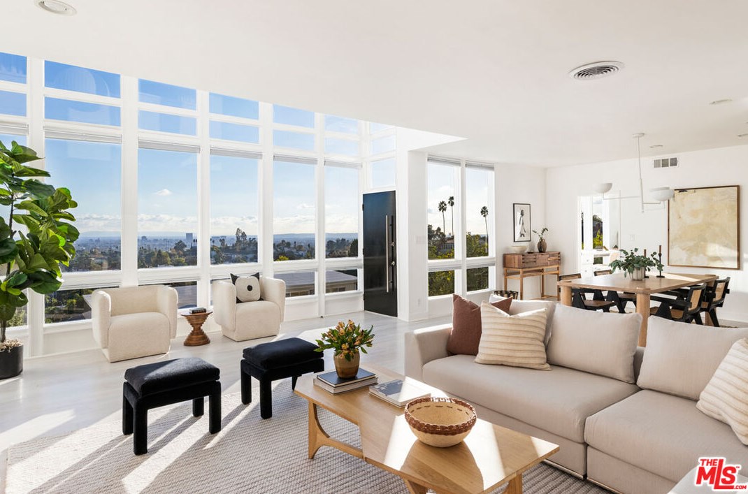 3631 Amesbury Rd, Los Angeles CA  90027-1303 exterior