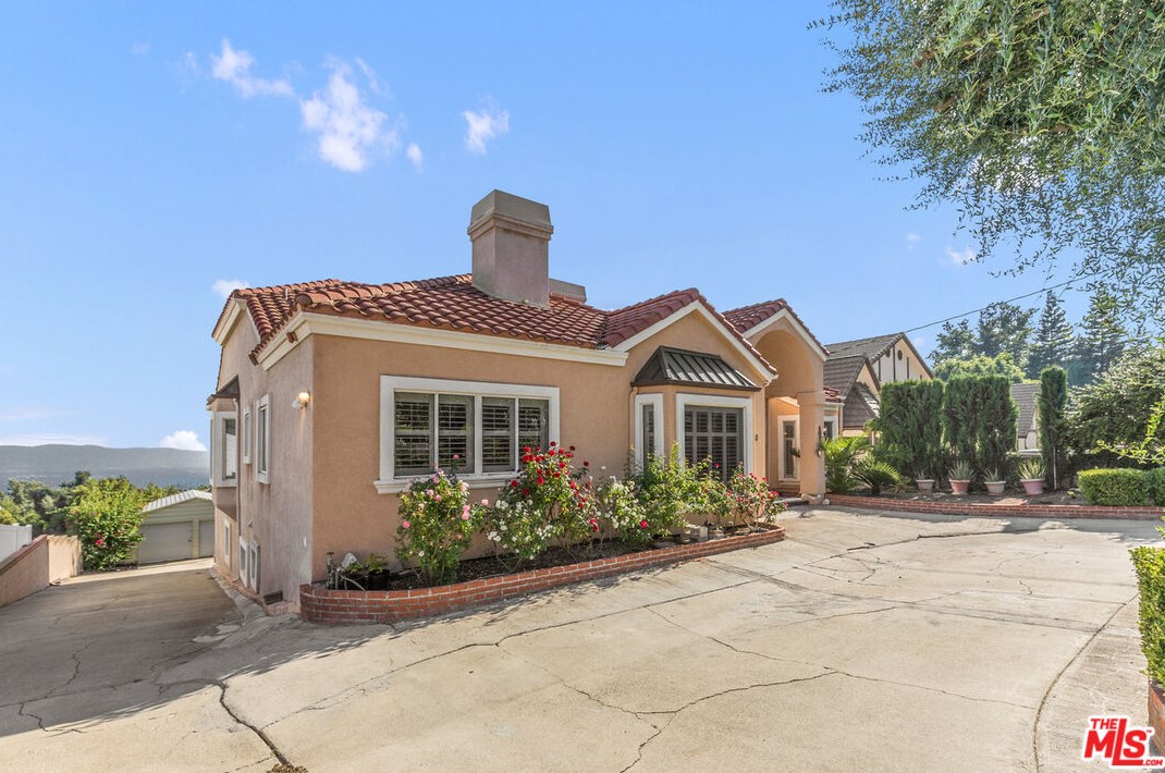 540 W 25th St, Upland, CA 91784