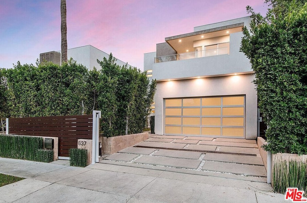 637 Gardner St, Los Angeles, CA 90036-5712