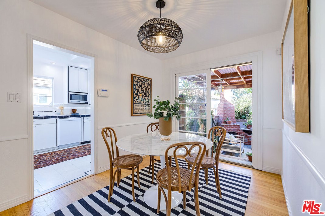 11358 Hannum Ave, Los Angeles CA  90230-6129 exterior