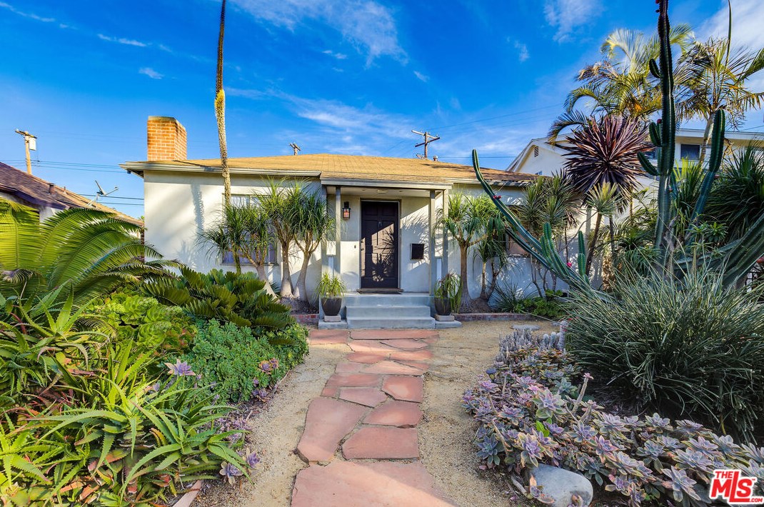 11358 Hannum Ave, Los Angeles, CA 90230-6129