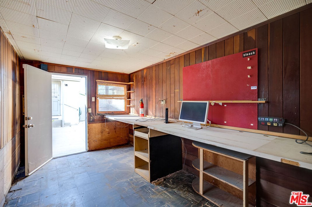 11358 Hannum Ave, Los Angeles CA  90230-6129 exterior