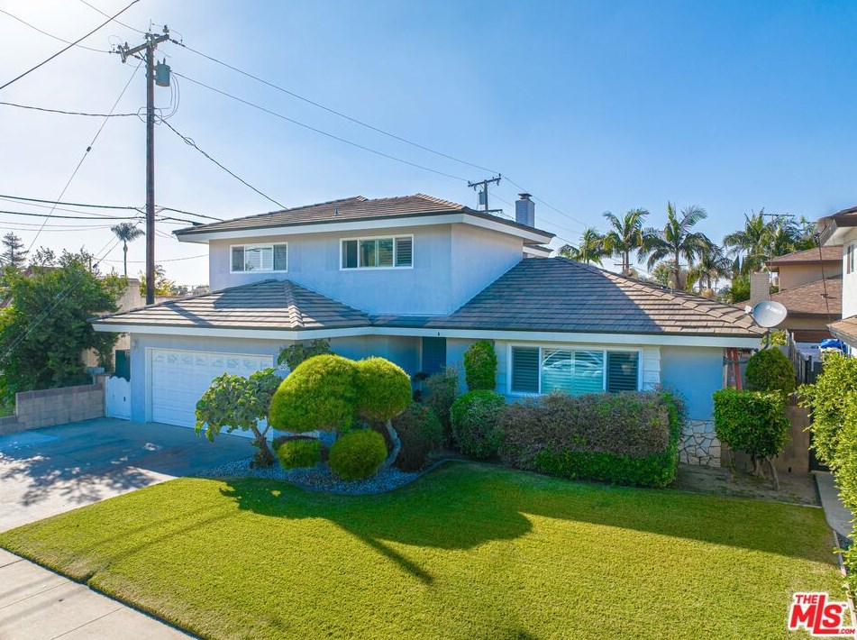 12037 Rives Ave, Downey, CA 90242