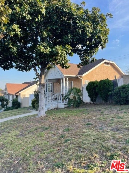 4120 W 64th St, Inglewood, CA 90302