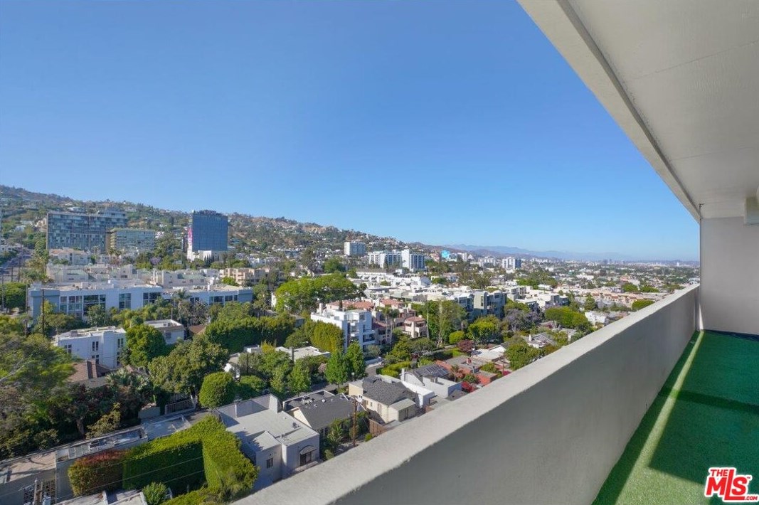 838 N Doheny Dr #604, Los Angeles, CA 90069