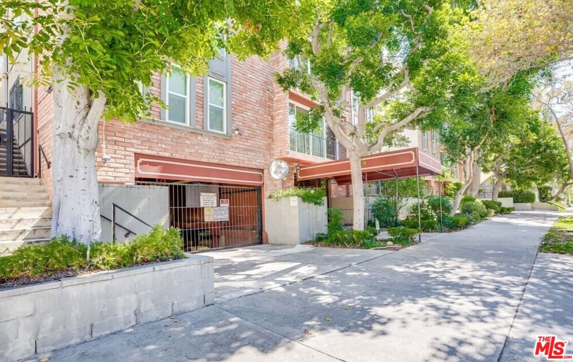 532 N Rossmore Ave #409, Los Angeles, CA 90004