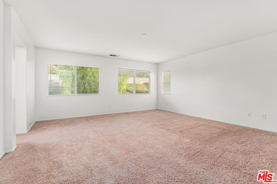 28921 Avalon Ave, Moreno Valley CA  92555-7056 exterior