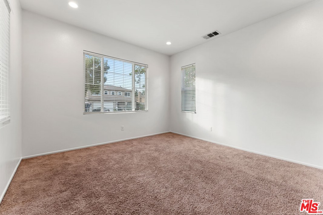 28921 Avalon Ave, Moreno Valley CA  92555-7056 exterior