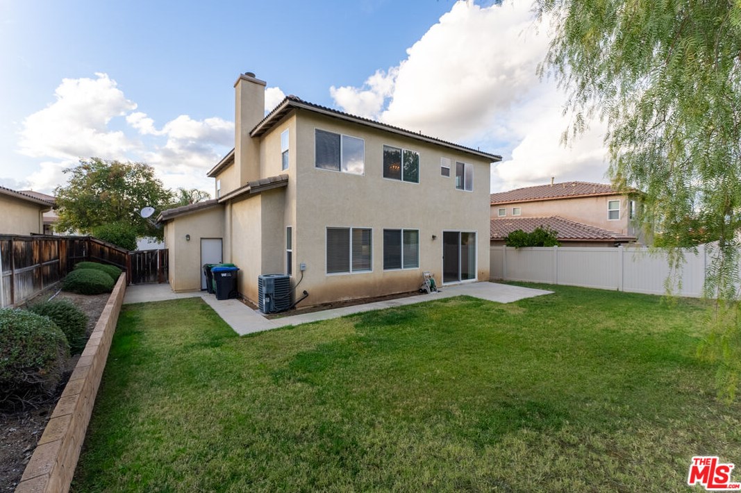 28921 Avalon Ave, Moreno Valley CA  92555-7056 exterior
