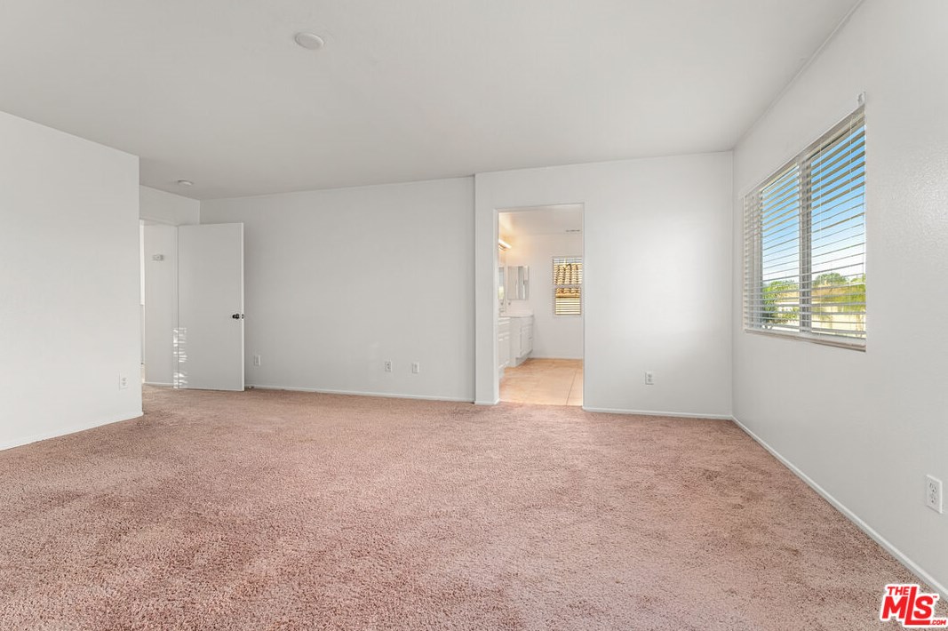 28921 Avalon Ave, Moreno Valley CA  92555-7056 exterior