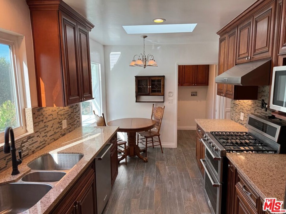 29242 Sea Lion Pl, Malibu, CA 90265
