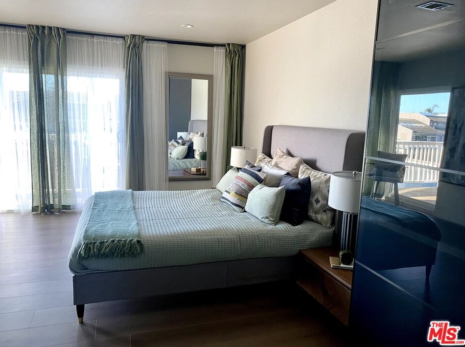 4510 Gateshead Bay, Oxnard CA  93035-3706 exterior