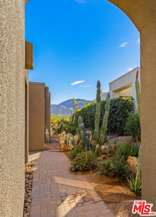 48834 Mescal Ln, Palm Desert, CA 92260-6850