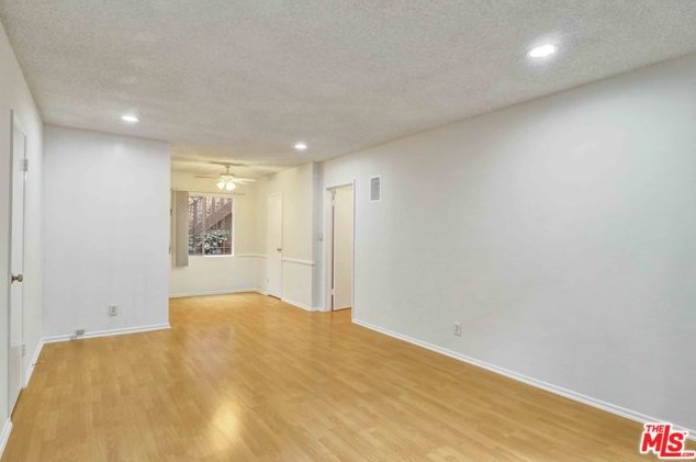 1826 N Harvard #3, Los Angeles, CA 90027