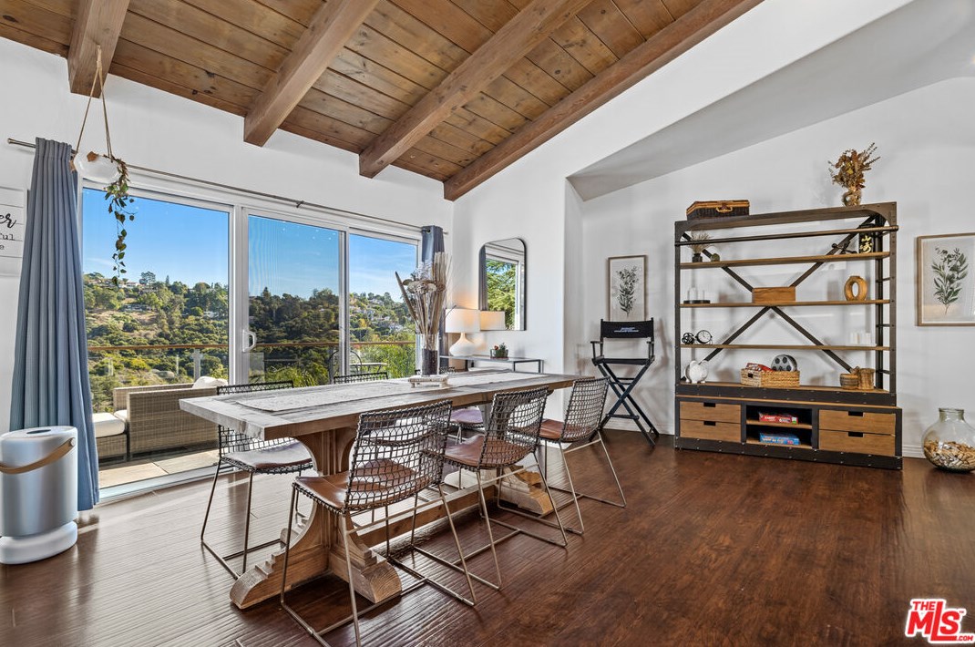 3476 Troy Dr, Los Angeles CA  90068-1436 exterior