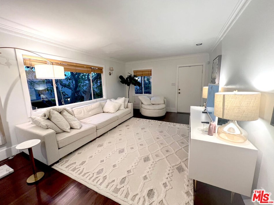 1223 Sunset Plaza Dr #a, Los Angeles, CA 90069