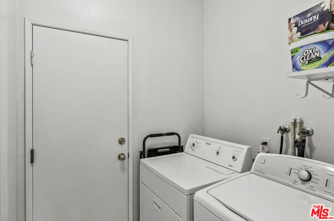 42417 Plains Dr, Lancaster CA  93536-4539 exterior