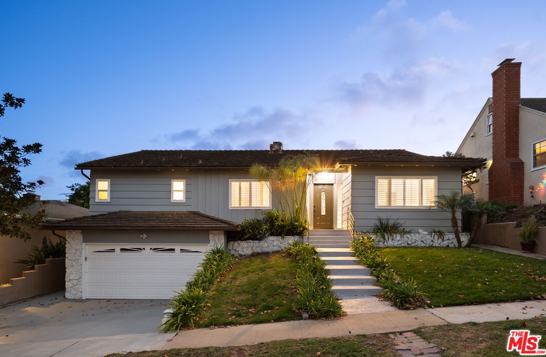 7514 88th Pl, Los Angeles, CA 90045-3415