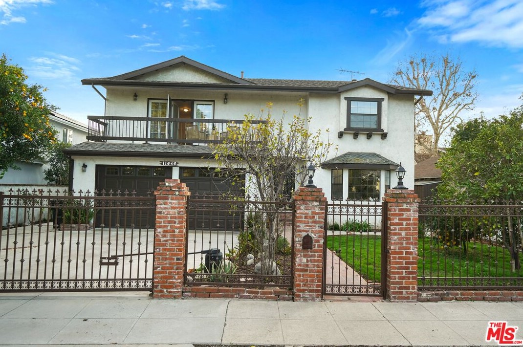 11646 Morrison St, North Hollywood, CA 91601