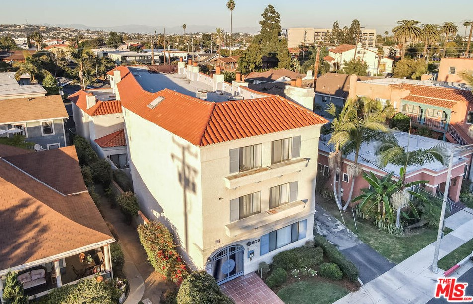 2203 E Bermuda St, Long Beach, CA 90814