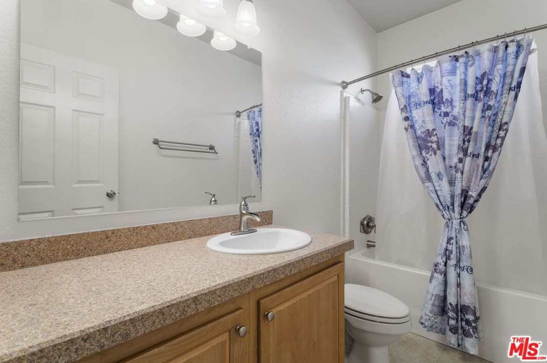 13072 Anderson Ranch Rd, Phelan CA  92371-4315 exterior