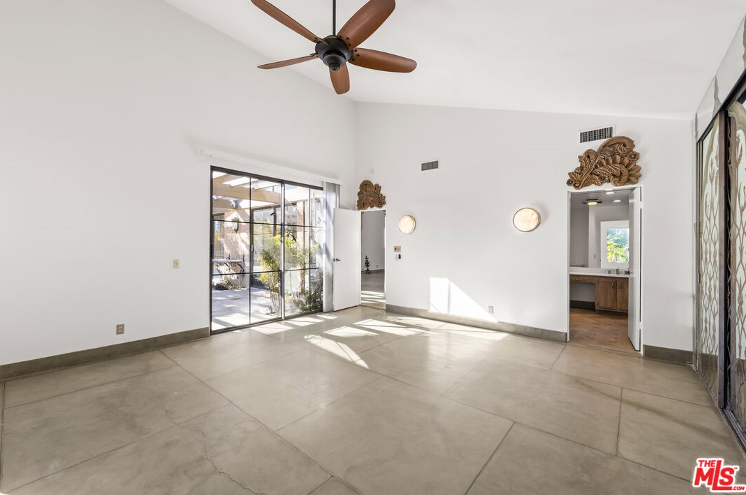 17 Lincoln Pl, Rancho Mirage CA  92270-1928 exterior