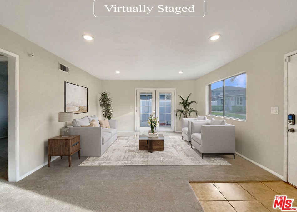 28091 Robin Ave, Santa Clarita, CA 91350