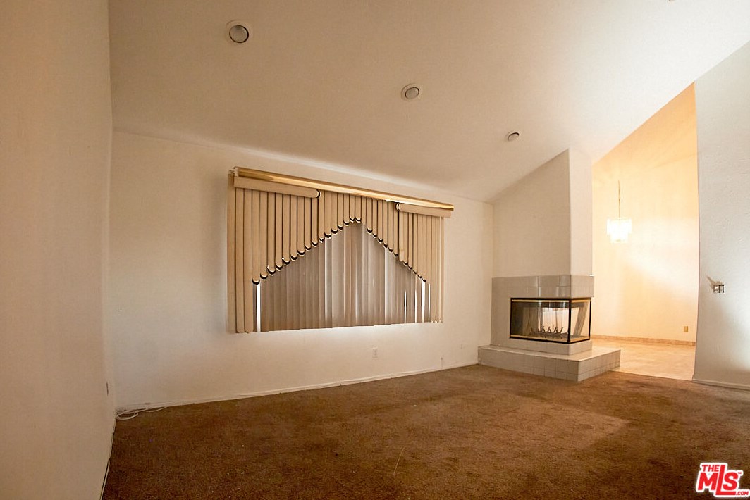 14020 Orizaba Ave #4a, Paramount, CA 90723
