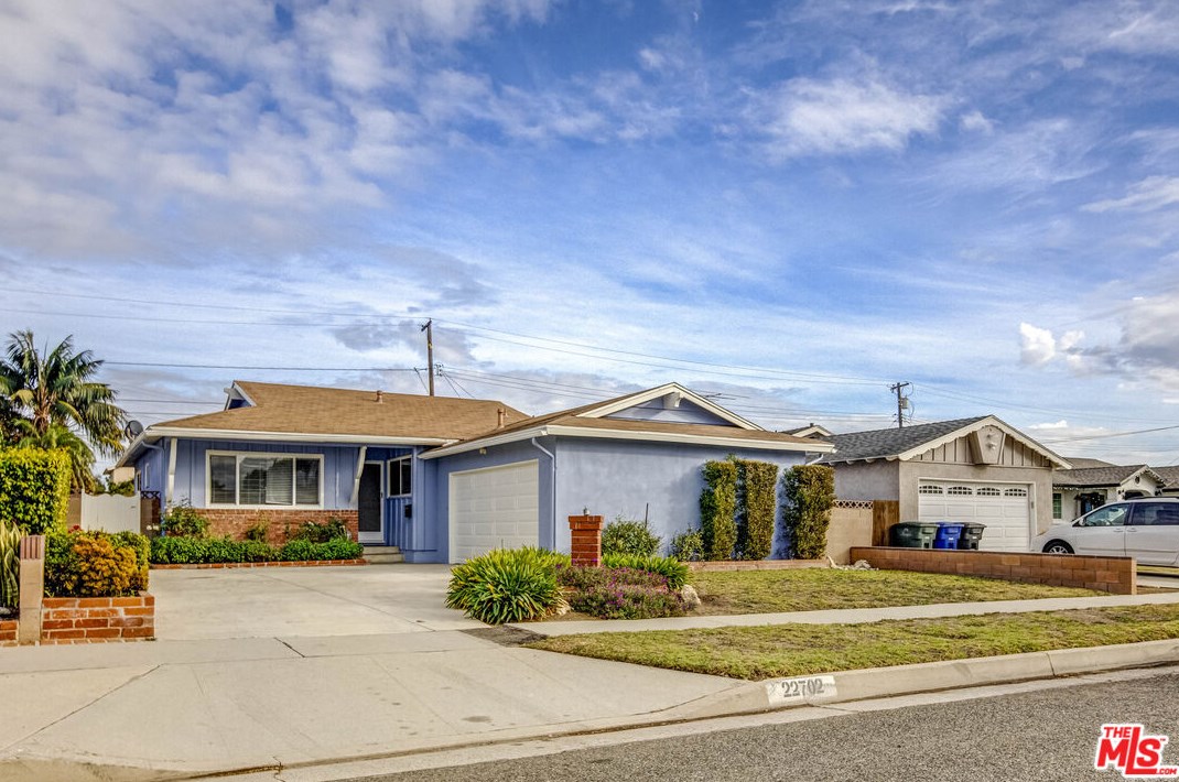 22702 Van Deene Ave, Torrance, CA 90502-2538