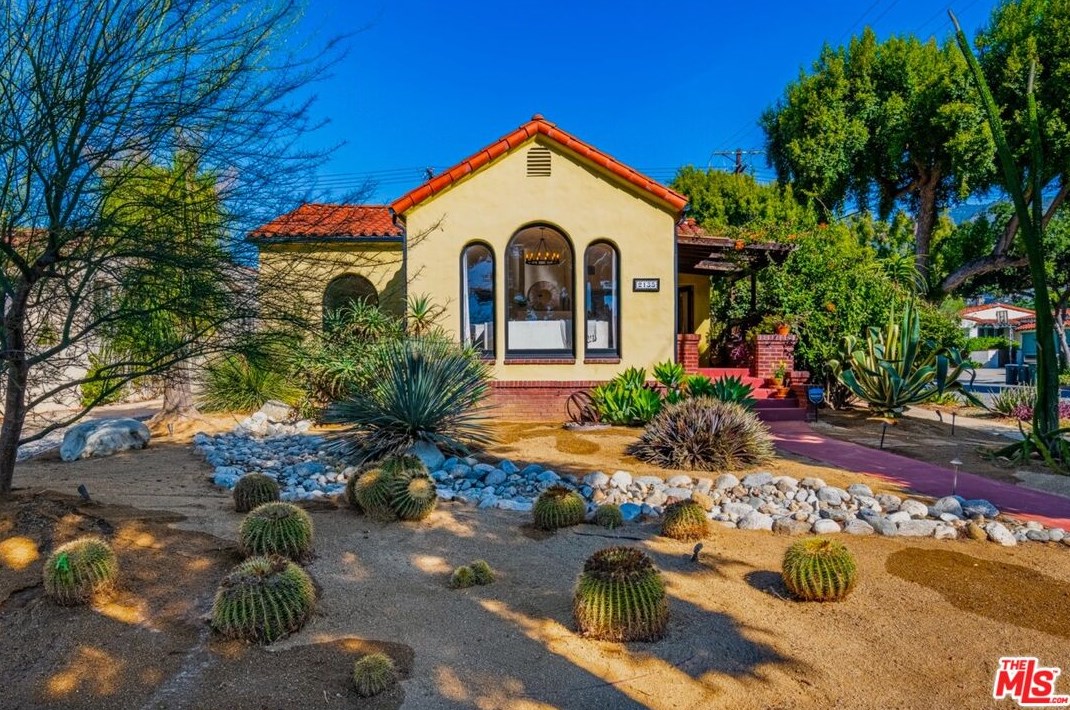 2135 Orange Grove Blvd, Pasadena CA  91104-4811 exterior