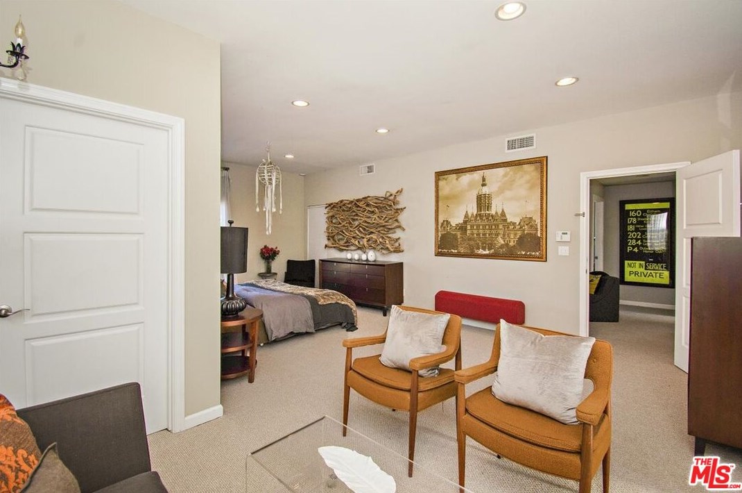 5015 Purdue Ave, Los Angeles CA  90230-5222 exterior