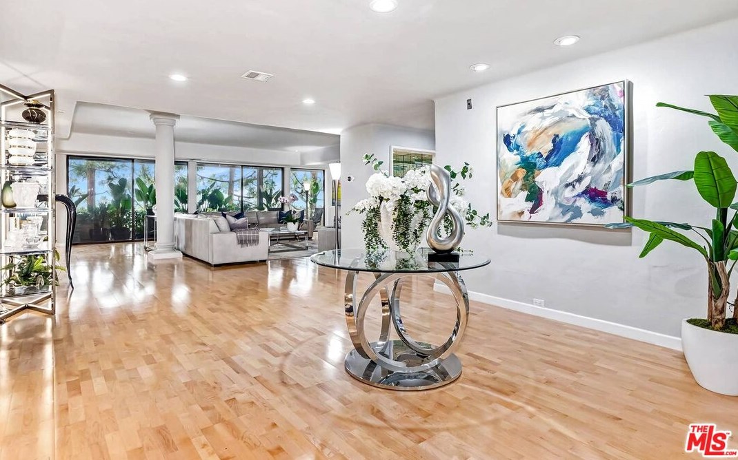 2183 Century Woods Way, Los Angeles CA  90067-6308 exterior