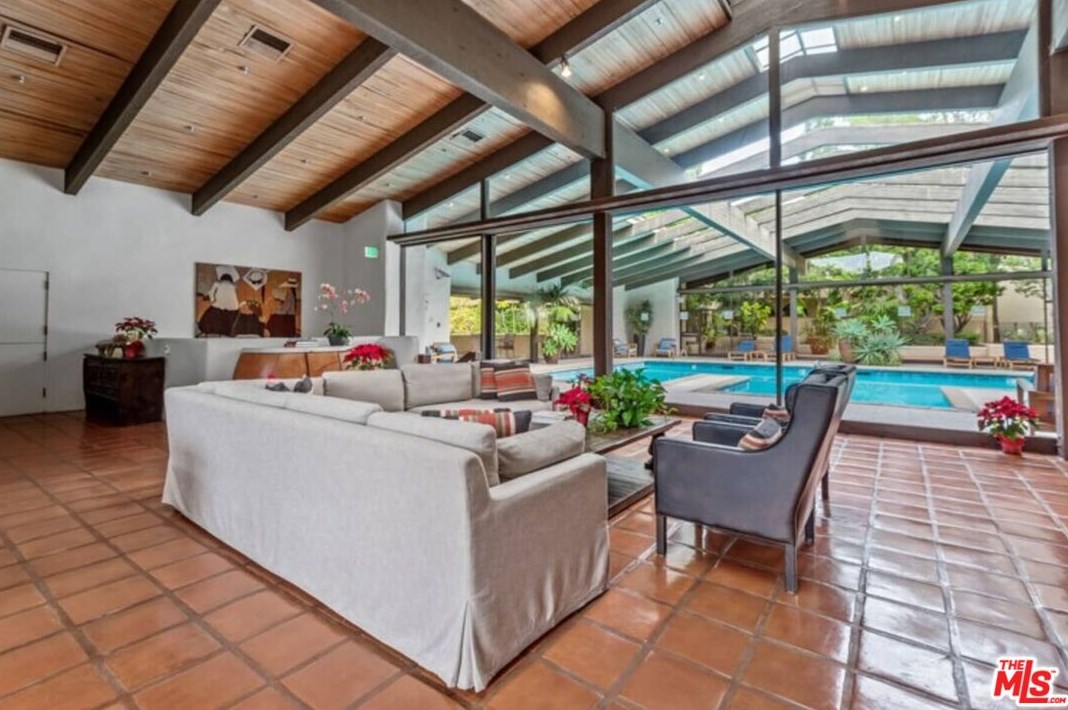 2183 Century Woods Way, Los Angeles CA  90067-6308 exterior