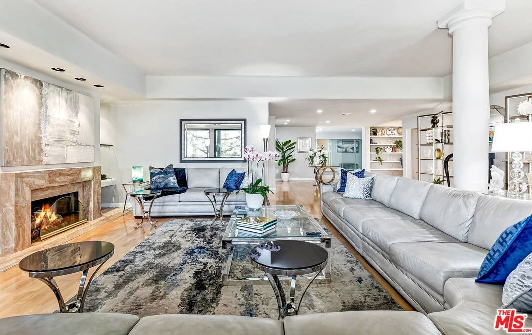 2183 Century Woods Way, Los Angeles CA  90067-6308 exterior