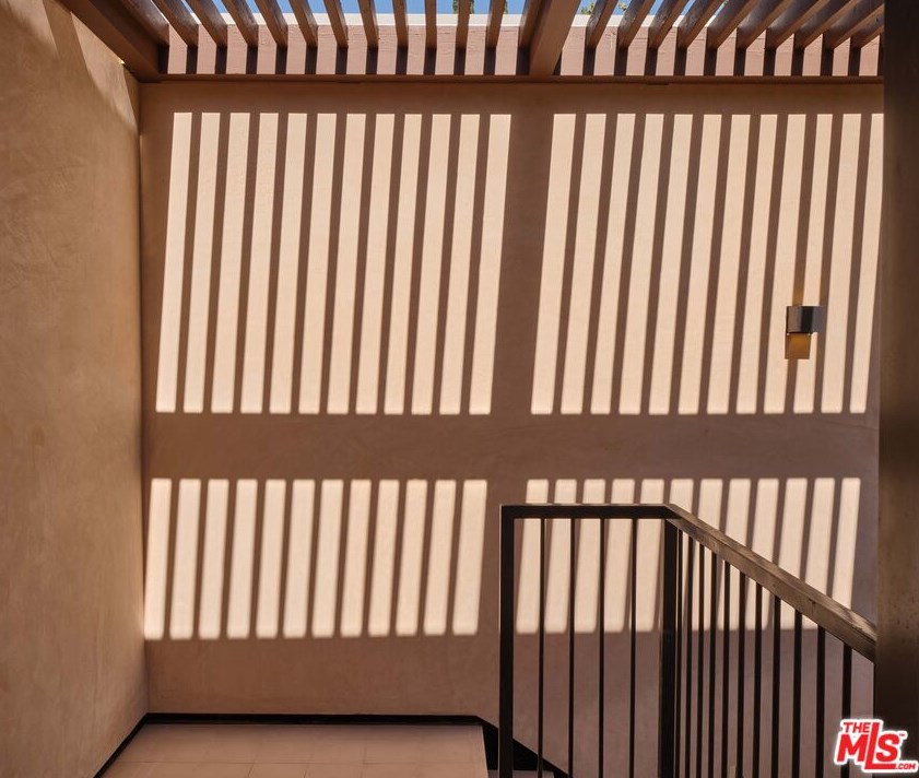 4861 Wiota St, Los Angeles CA  90041-2452 exterior