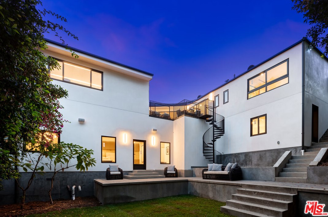 3424 Troy Dr, Los Angeles CA  90068-1436 exterior