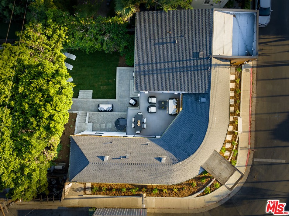 3424 Troy Dr, Los Angeles CA  90068-1436 exterior