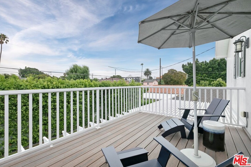 12302 Allin St, Los Angeles CA  90230-5809 exterior