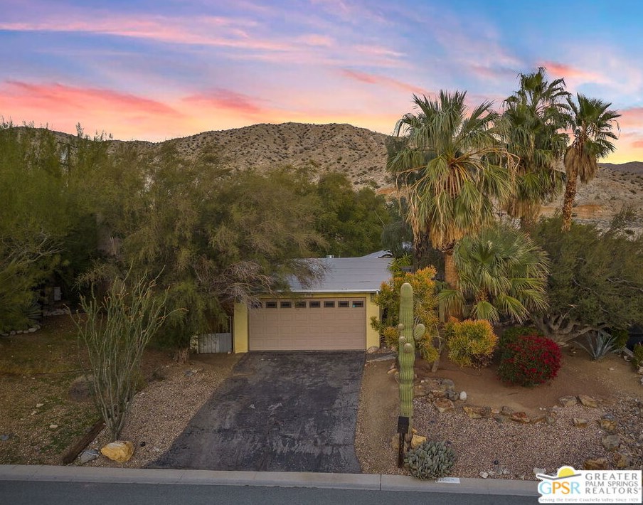 12950 Deodar Ave, Desert Hot Springs CA  92240-6653 exterior