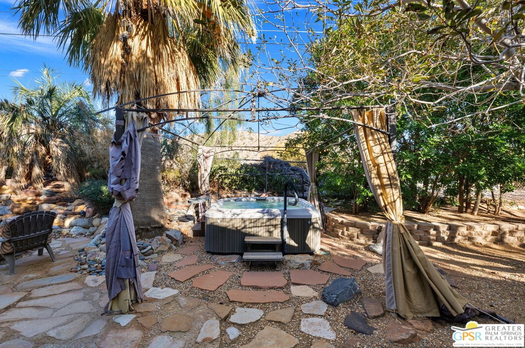 12950 Deodar Ave, Desert Hot Springs CA  92240-6653 exterior