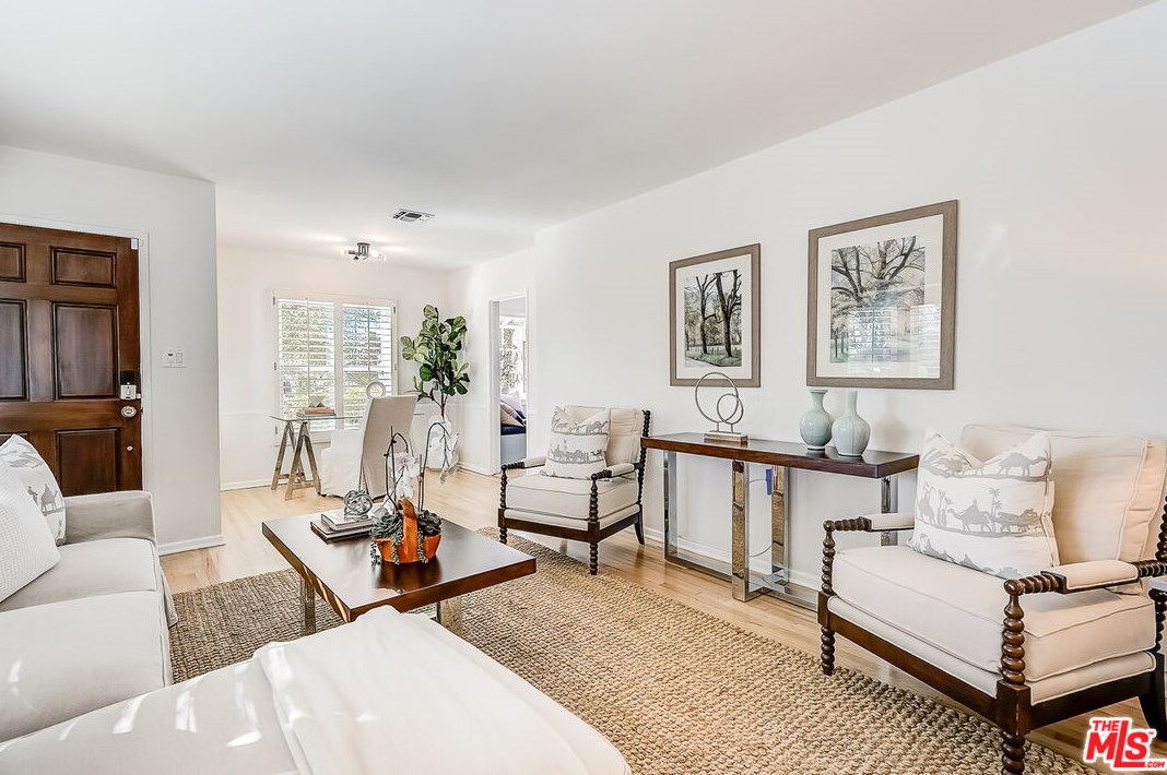 12627 Rose Ave, Los Angeles CA  90066-1519 exterior