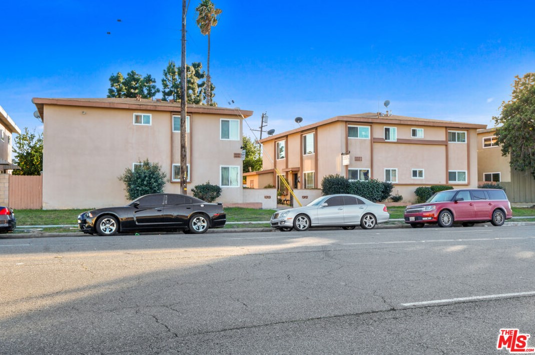 10018 Foster Rd, Bellflower, CA 90706