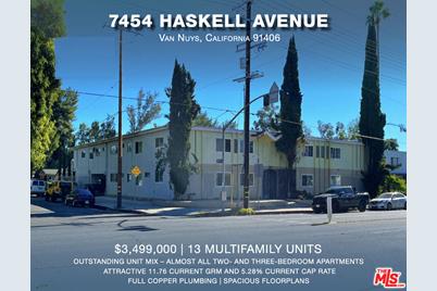 7454 Haskell Ave - Photo 1