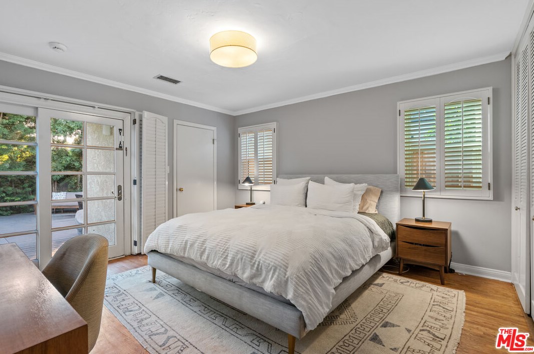 9408 Kramerwood Pl, Los Angeles CA  90034-2349 exterior