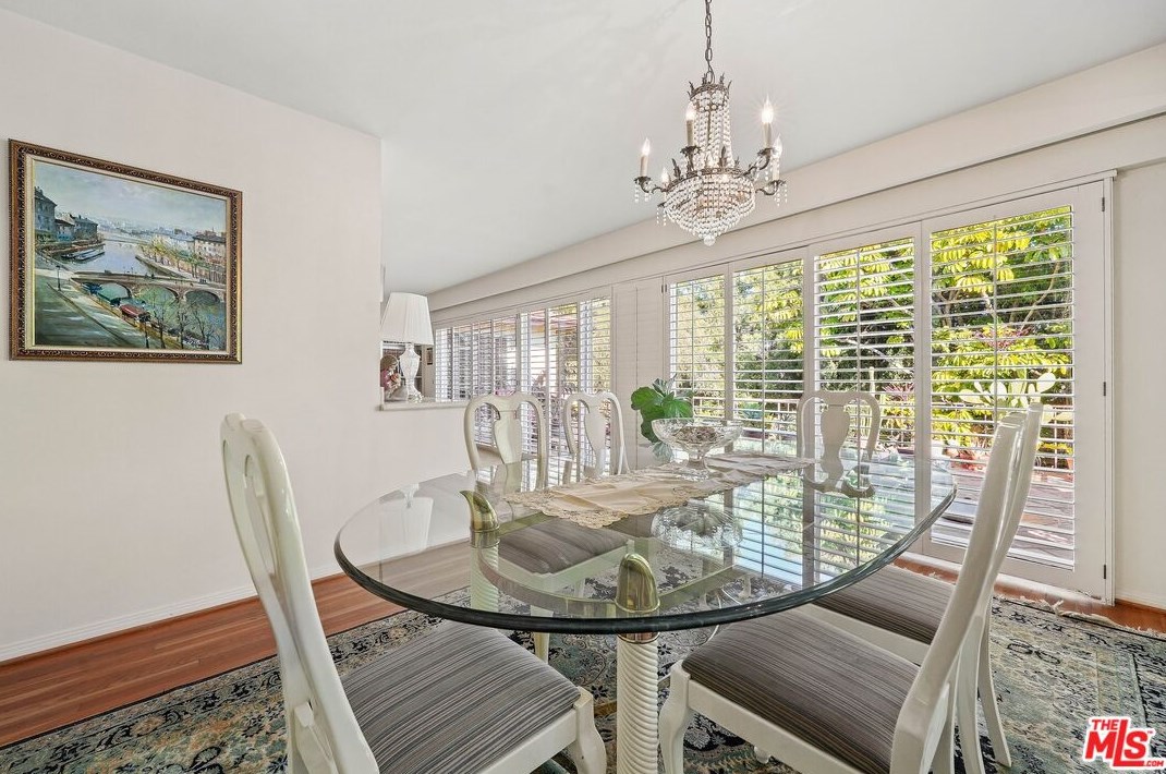 9337 Sawyer St, Los Angeles CA  90035-4101 exterior