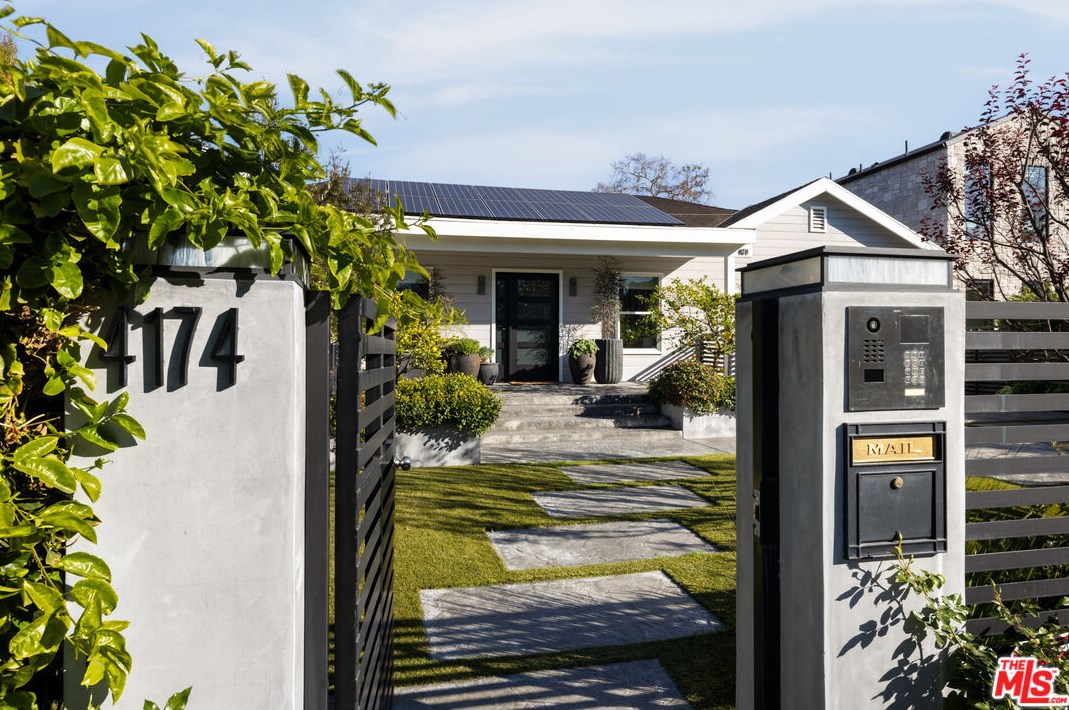 4174 Fulton Ave, Van Nuys, CA 91423